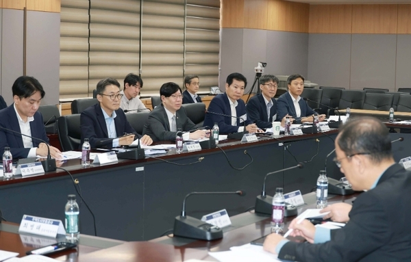 부동산 PF 연체율 하락…정부, 제도개선·규제완화 연장 추진